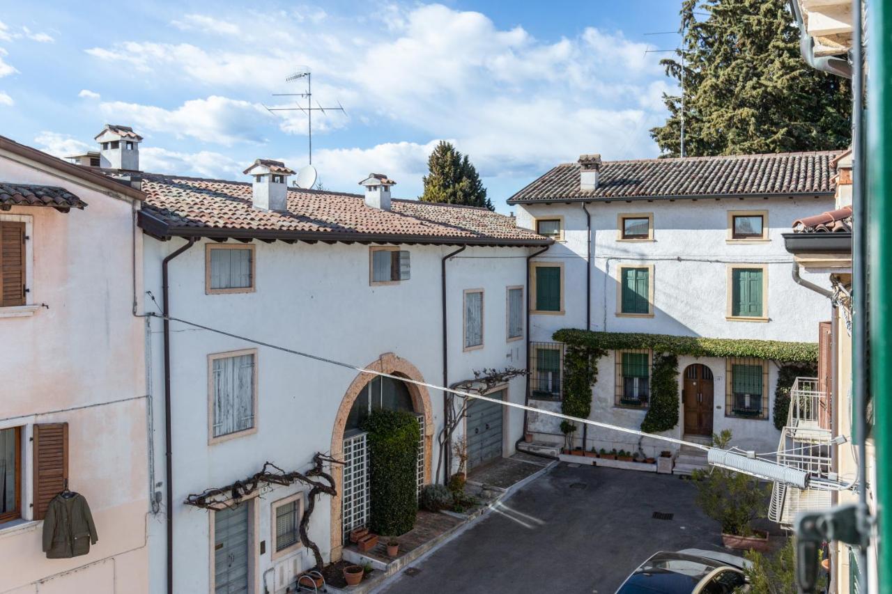 Blu Bed Lejlighed Castelnuovo del Garda Eksteriør billede